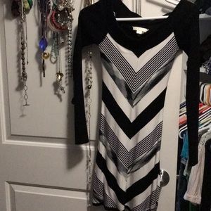 Guess long sleeve sweater dress